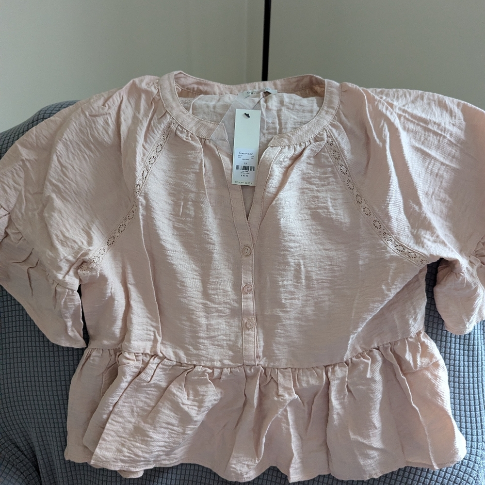 NWT Francesca's Blouse Size XS Teresa Peplum Ruffle Blouse - Picture 2 of 7